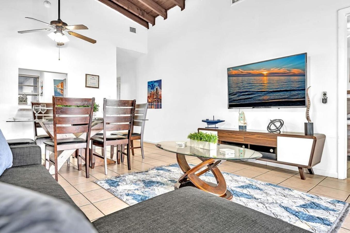 פורט לודרדייל Lakeview House Near F Lauderdale Beach L1 מראה חיצוני תמונה